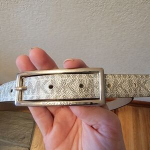 Michael Kors | Accessories | Nwtnib Michael Kors The Perfect  display picture 3